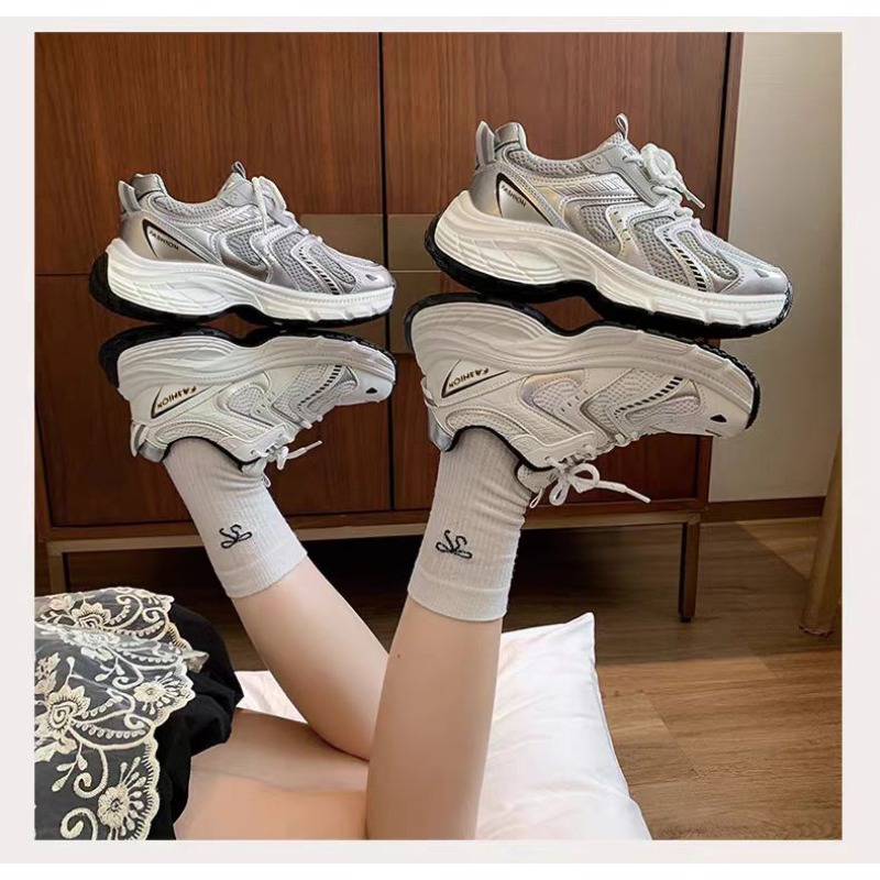 รองเท้าผ้าใบผู้หญิงสไตล์ Unky  - Sewing Nylon บทวิจารณ์และราคา